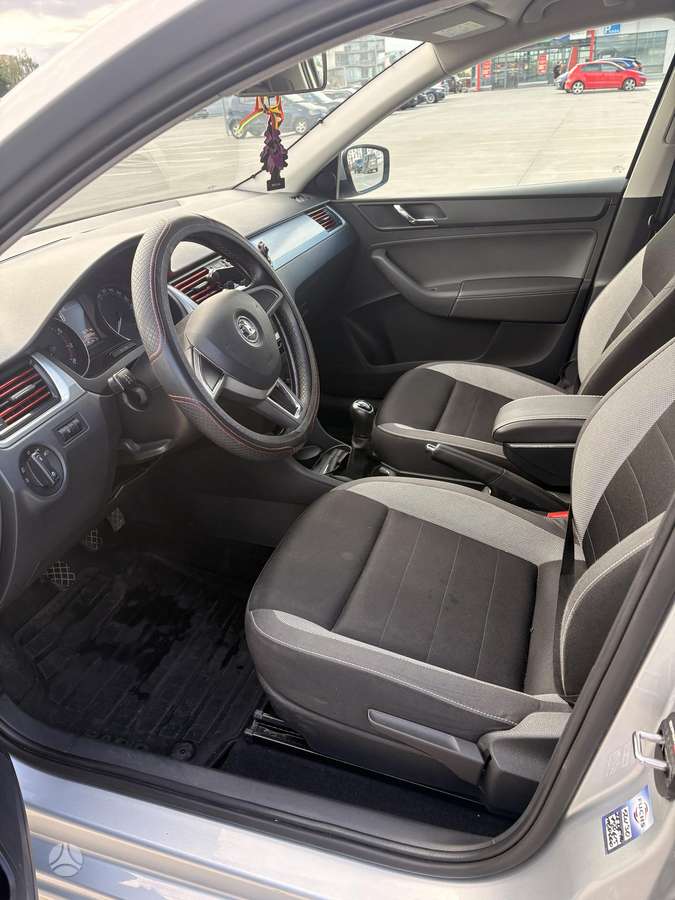 Škoda Rapid - 6