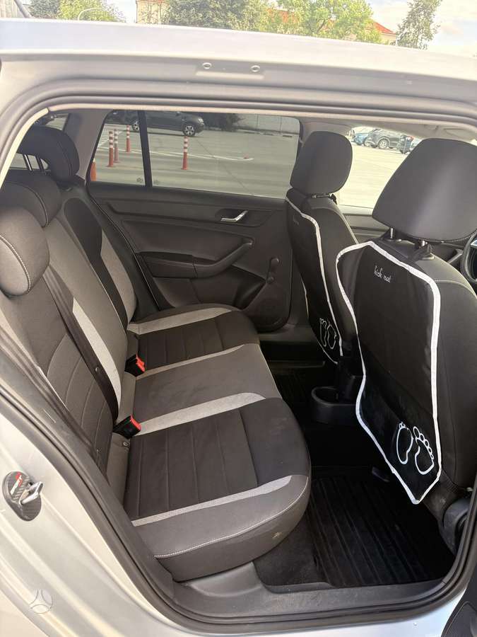 Skoda Rapid, 1.2 l., hatchback