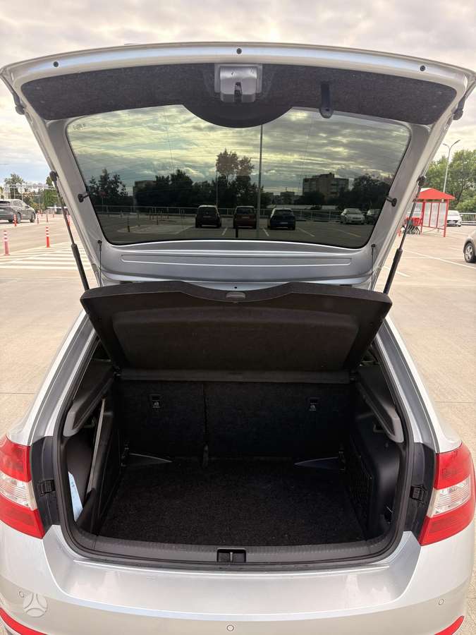 Skoda Rapid, 1.2 l., hatchback