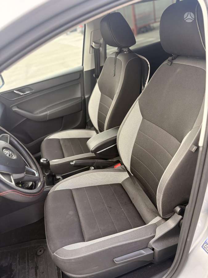 Skoda Rapid, 1.2 l., hatchback