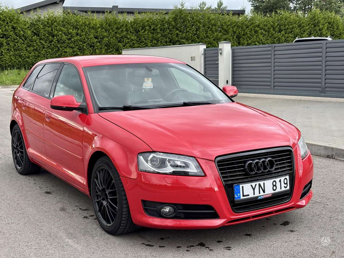 Audi A3, 1.6 l., hatchback