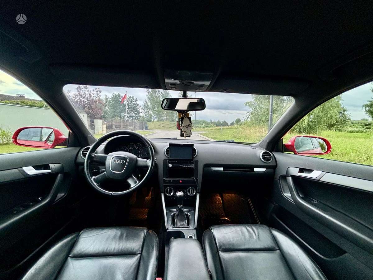 Audi A3, 1.6 l., hatchback