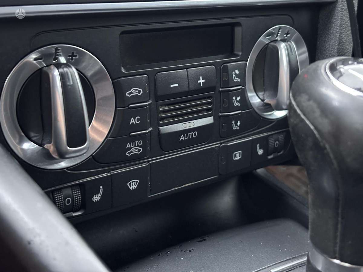 Audi A3, 1.6 l., hatchback