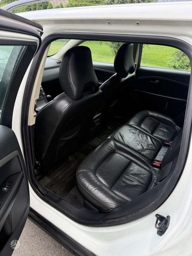 Volvo V70, 2.0 l., wagon