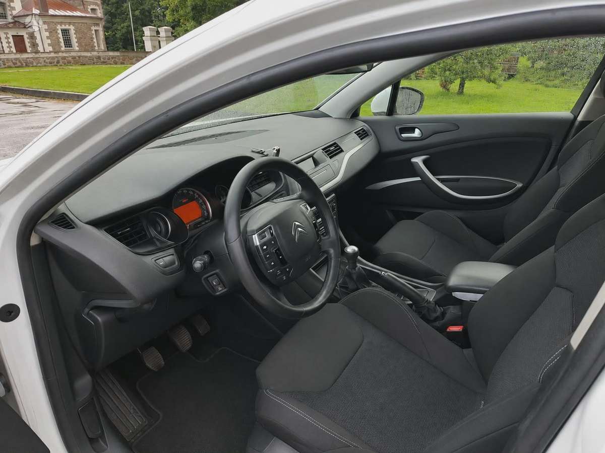 Citroen C5, 1.6 l., Седан
