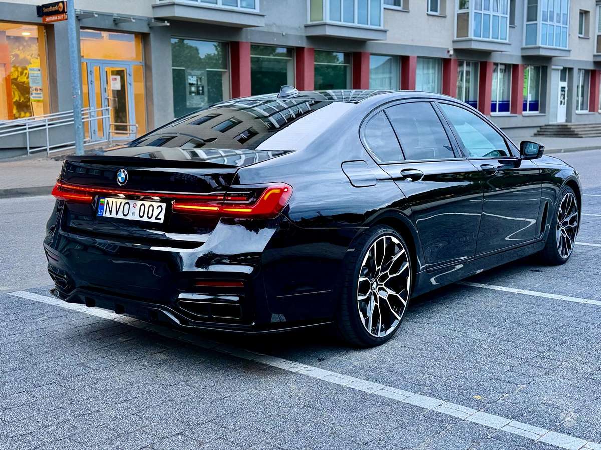 BMW 730, 3.0 l., Седан