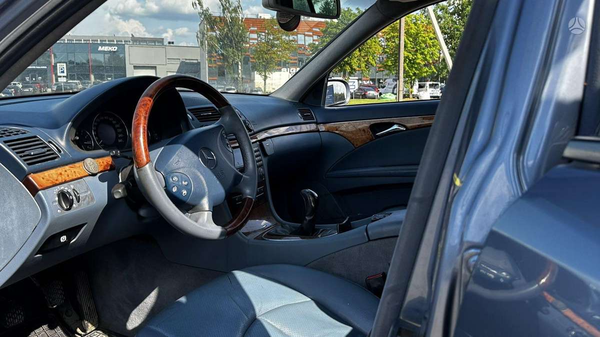 Mercedes-Benz E220, 2.2 l., wagon