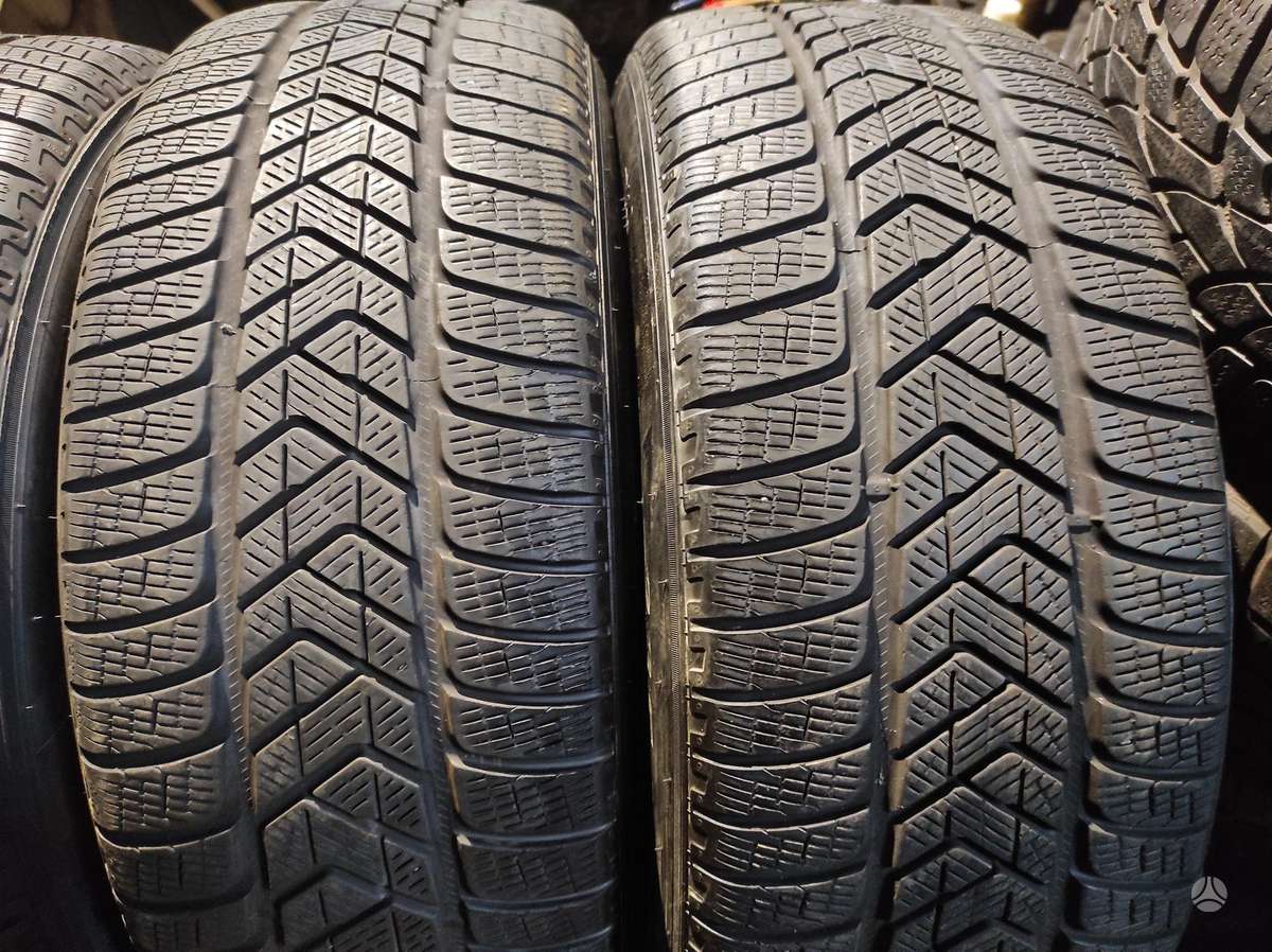 Semperit UniversaliosZiemines, winter 235/60 R18