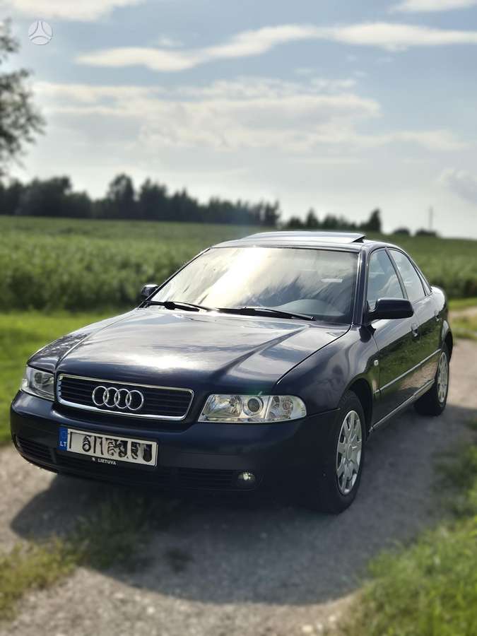 Audi A4, 1.6 l., Седан