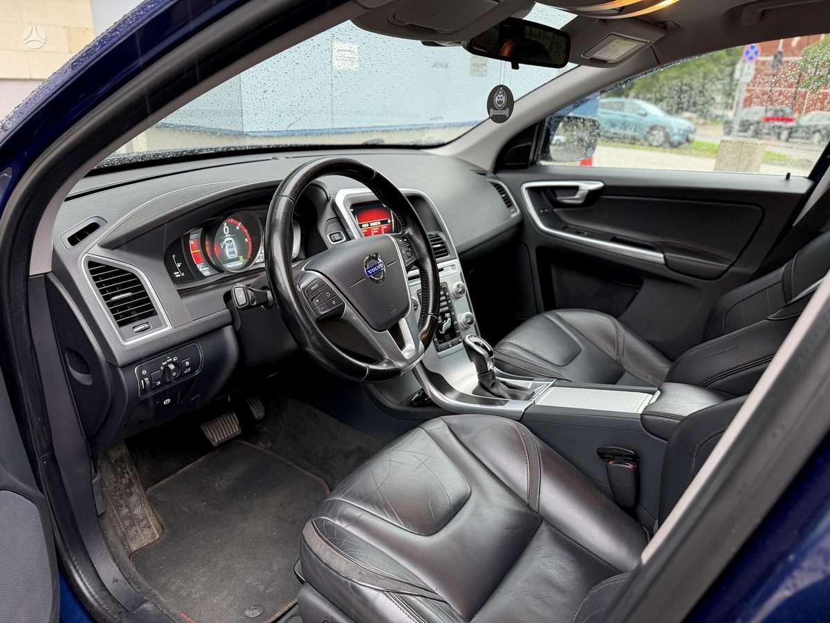 Volvo XC60 - 11