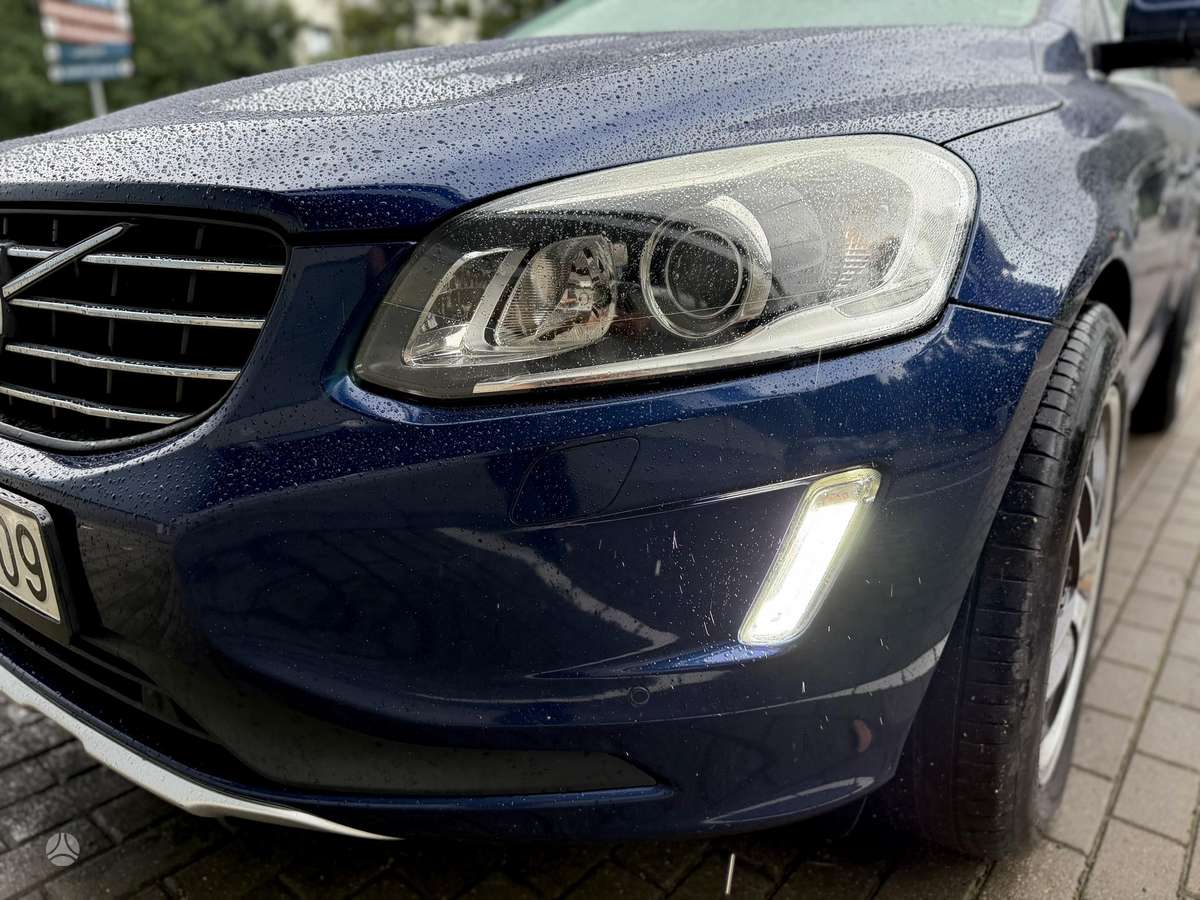 Volvo XC60 - 2