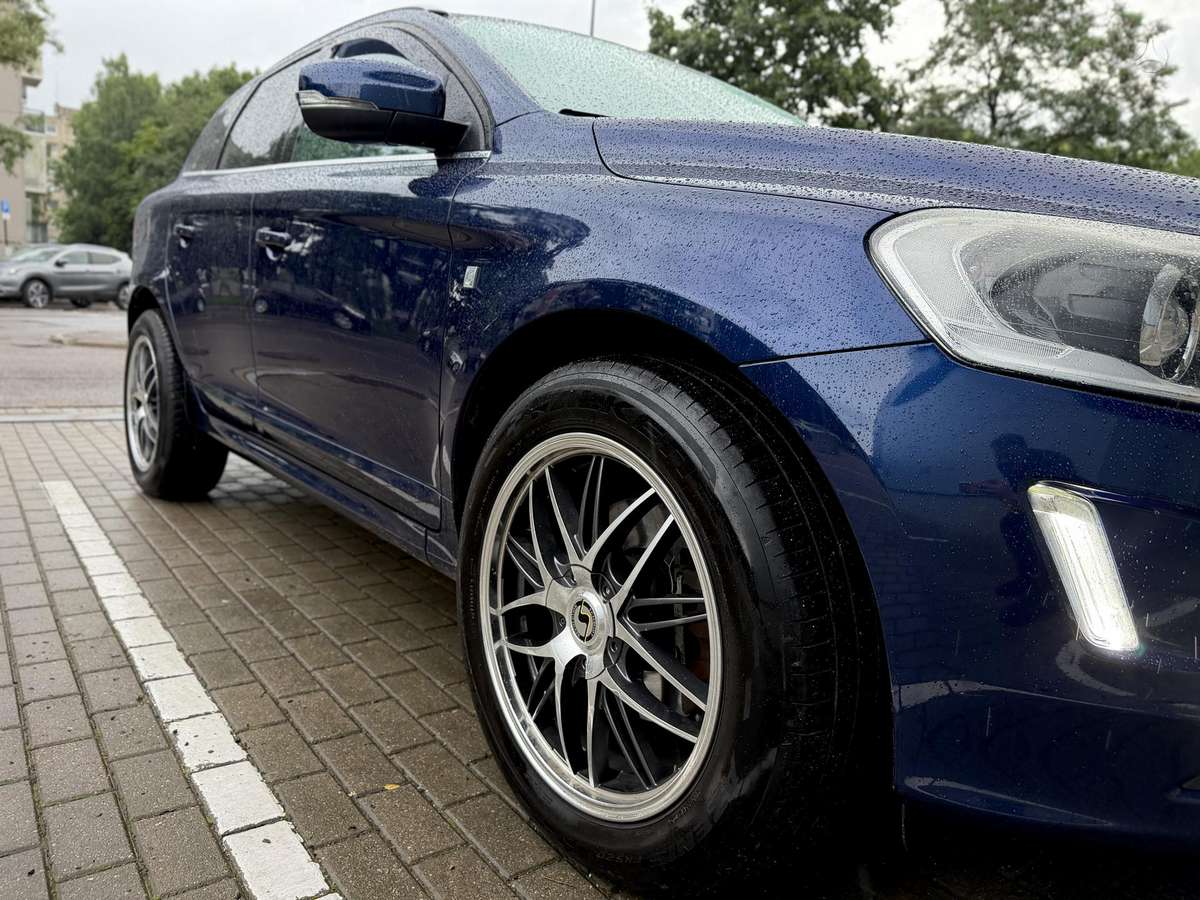 Volvo XC60 - 10