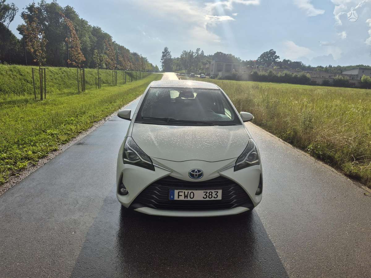 Toyota Yaris - 5