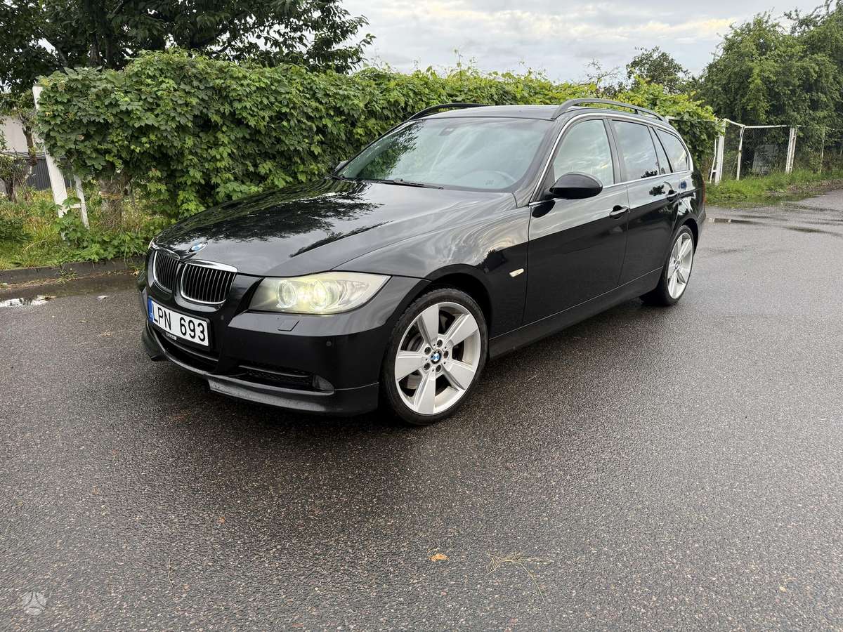 BMW 330, 3.0 l., wagon