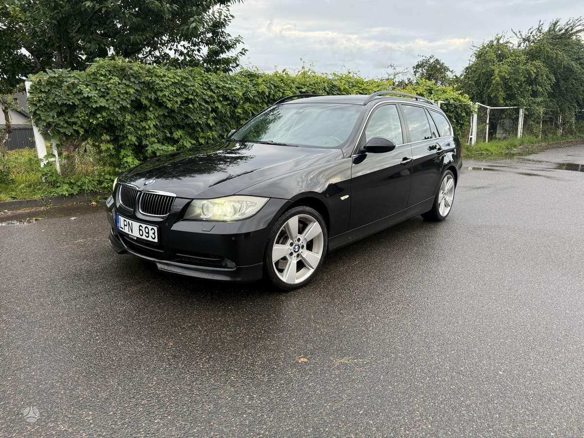 BMW 330, 3.0 l., wagon