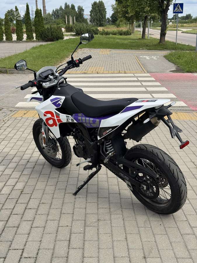 Aprilia SX 125cc, supermoto