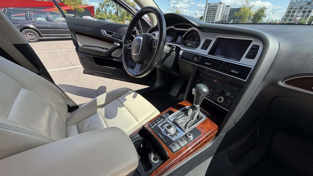 Audi A6, 2.7 l., sedanas