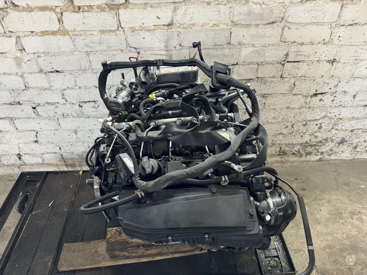 Mercedes-Benz C200, 646.811, engine