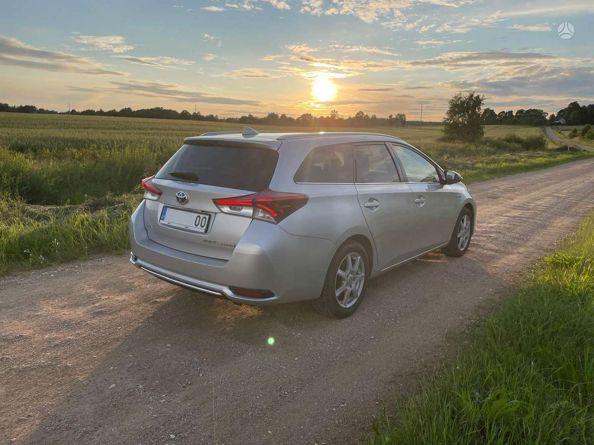 Toyota Auris - 3