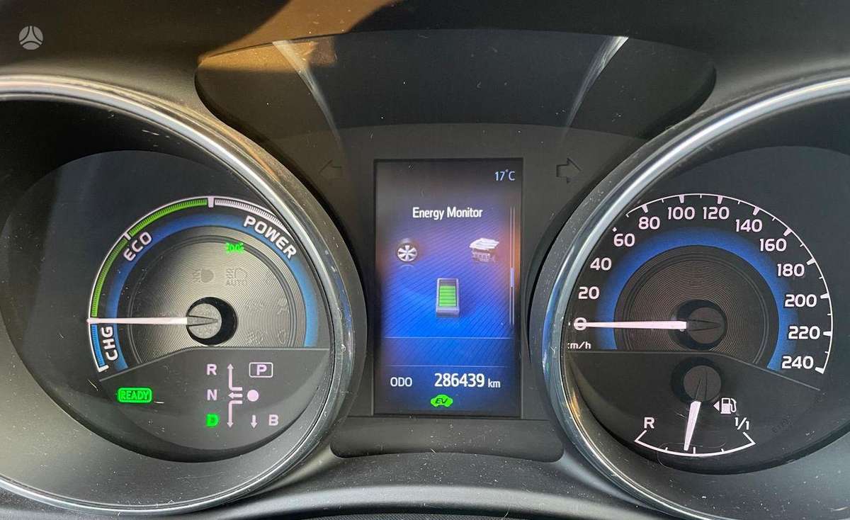 Toyota Auris - 9