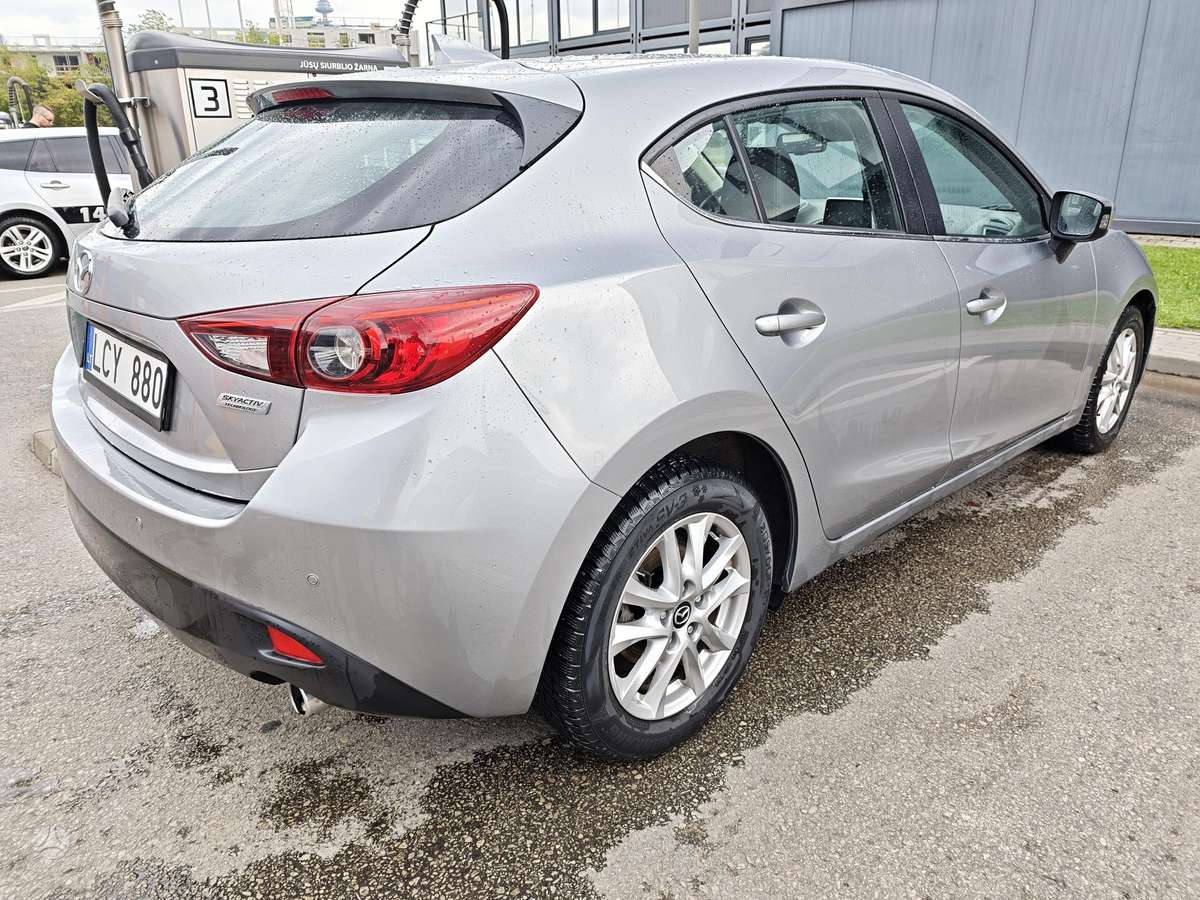 Mazda 3, 2.2 l., hečbekas