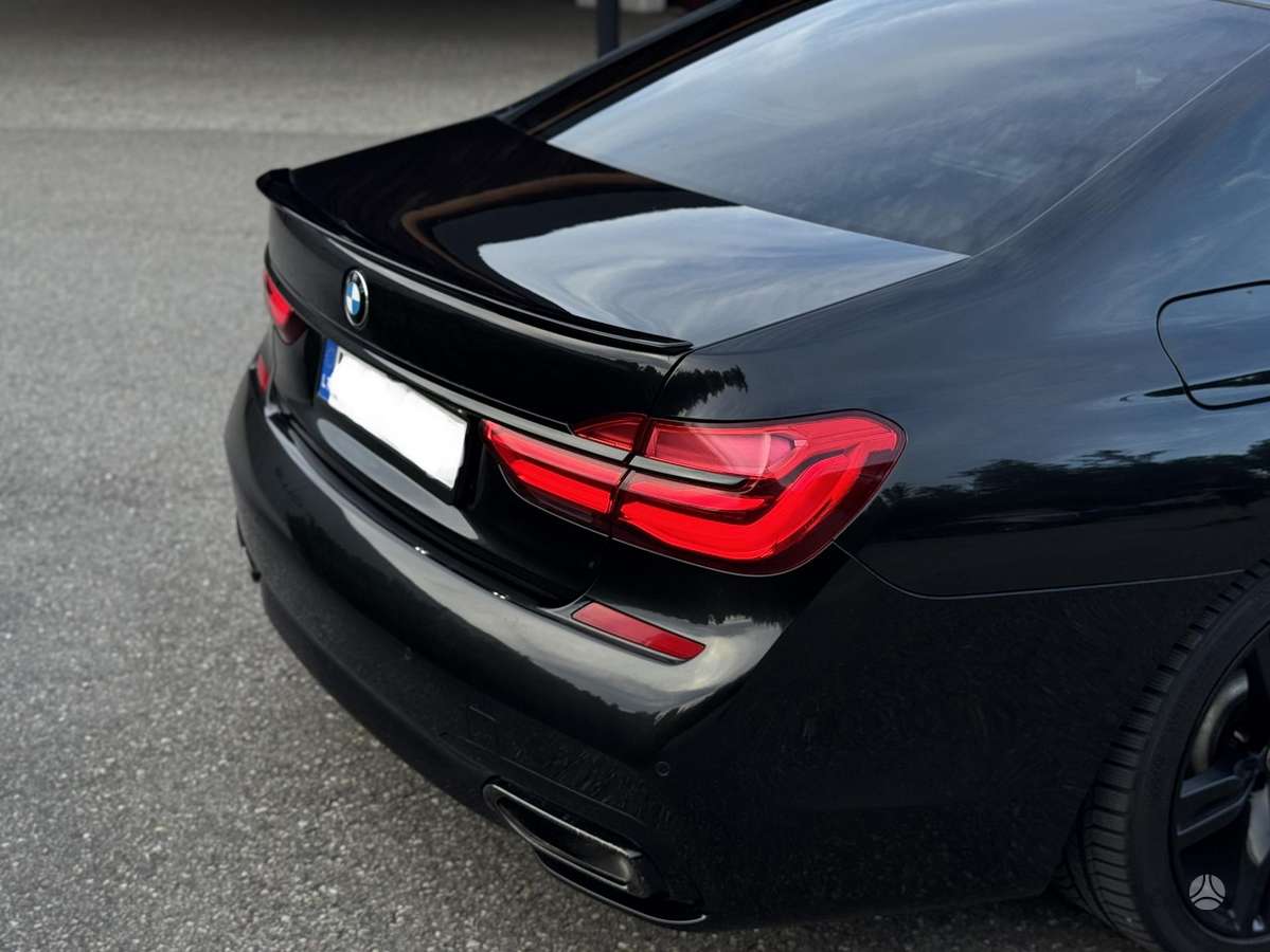 BMW 730, 3.0 l., Седан