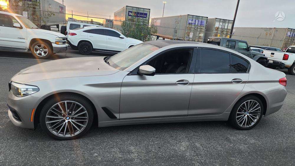 BMW 530, 2.0 l., Седан