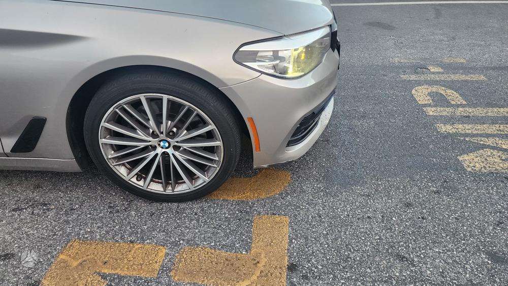 BMW 530, 2.0 l., Седан