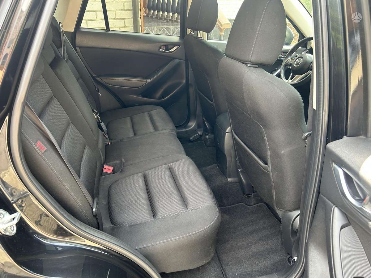 Mazda CX-5, 2.2 l., off-road / crossover