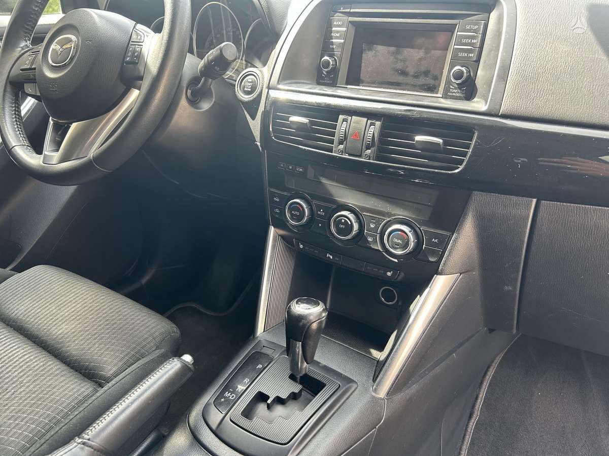 Mazda CX-5, 2.2 l., Внедорожник / Кроссовер
