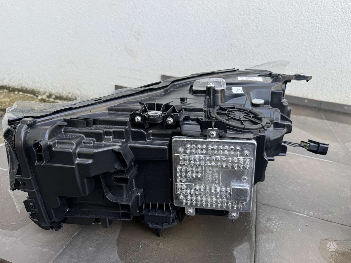 BMW 7 serija kėbulo dalys