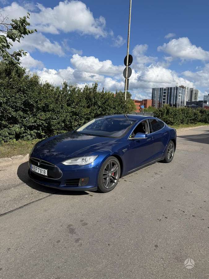 Tesla Model S, 85 кВт·ч, Хэтчбек
