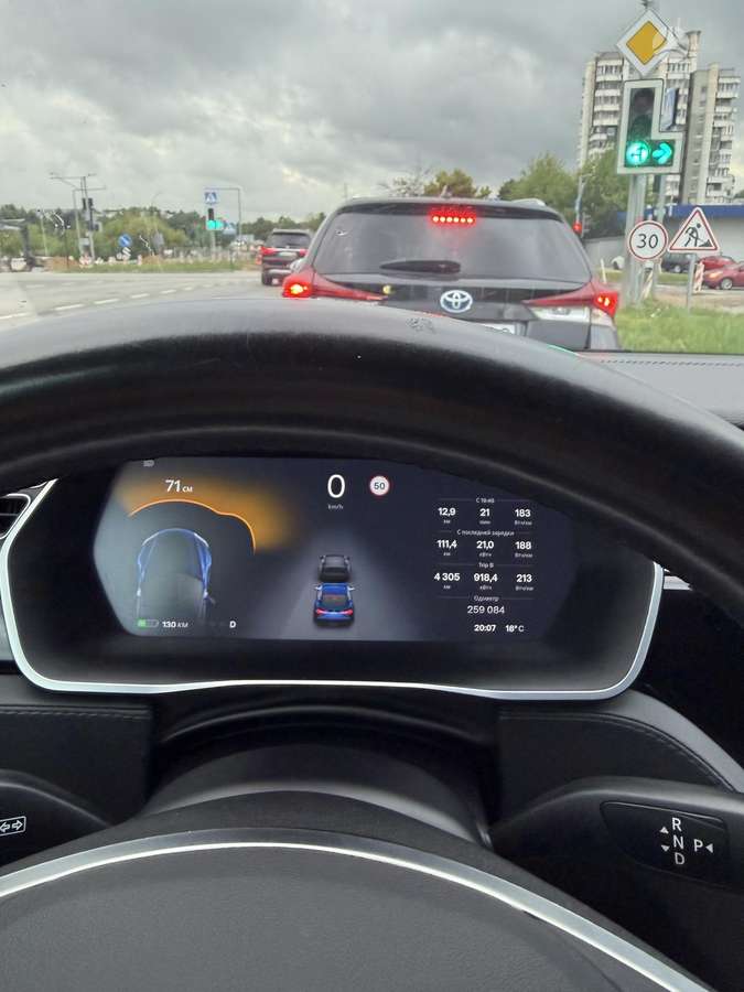 Tesla Model S, 85 кВт·ч, Хэтчбек