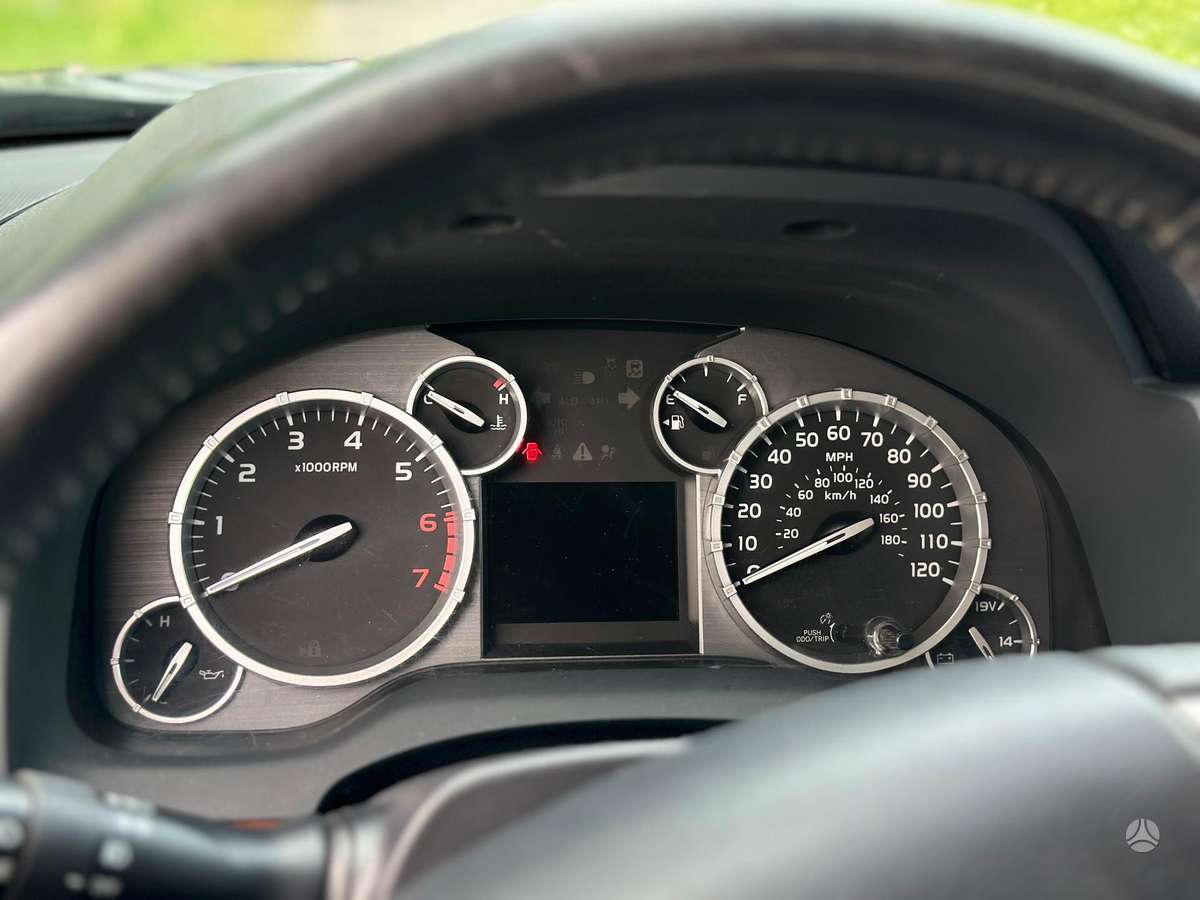 Toyota Tundra, Пикап