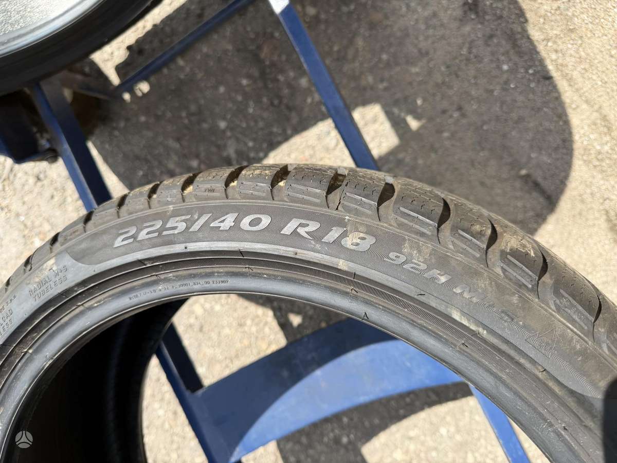 Pirelli Sottozero 3, winter 225/40 R18