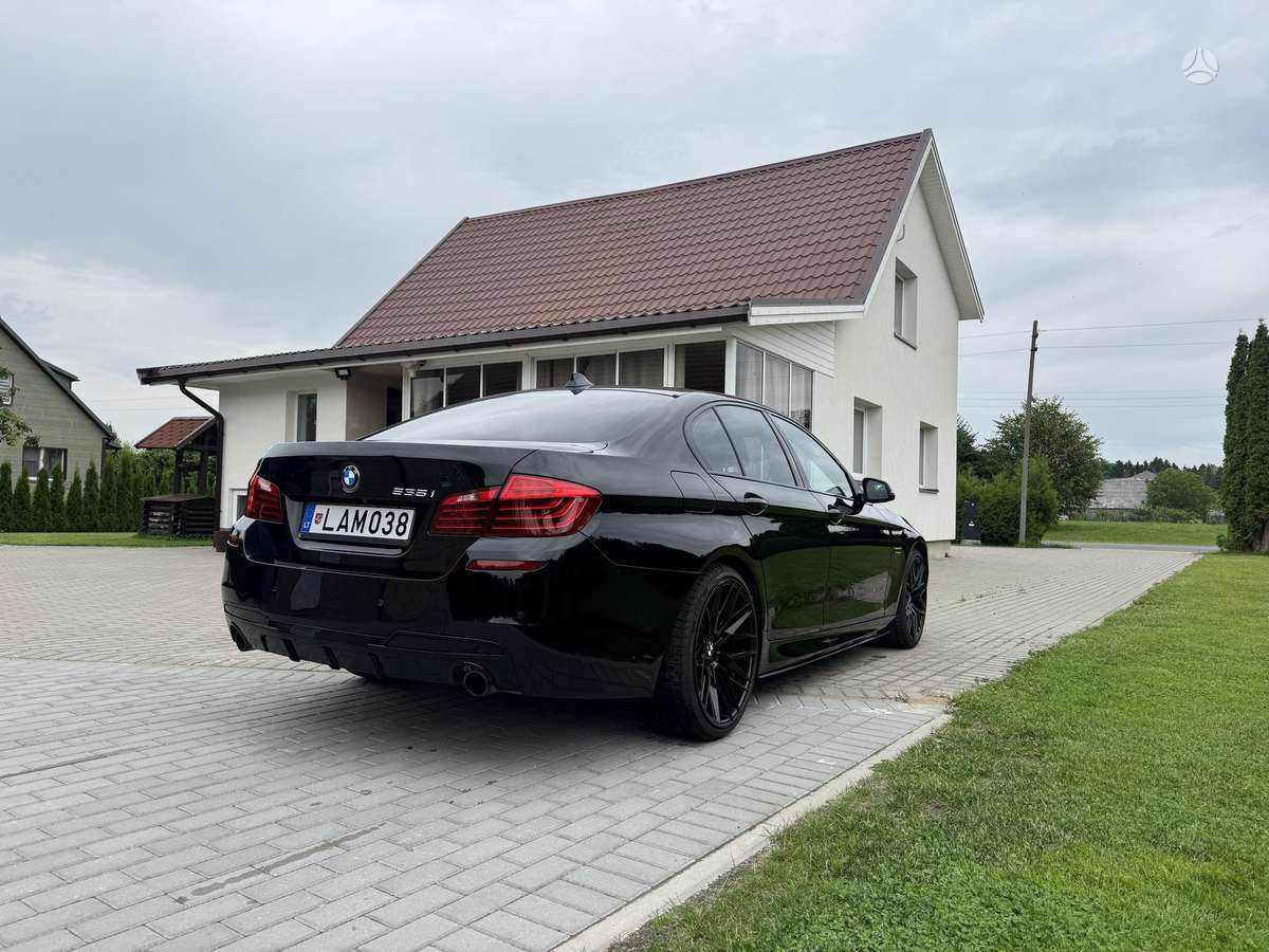 BMW 535, 3.0 l., Седан