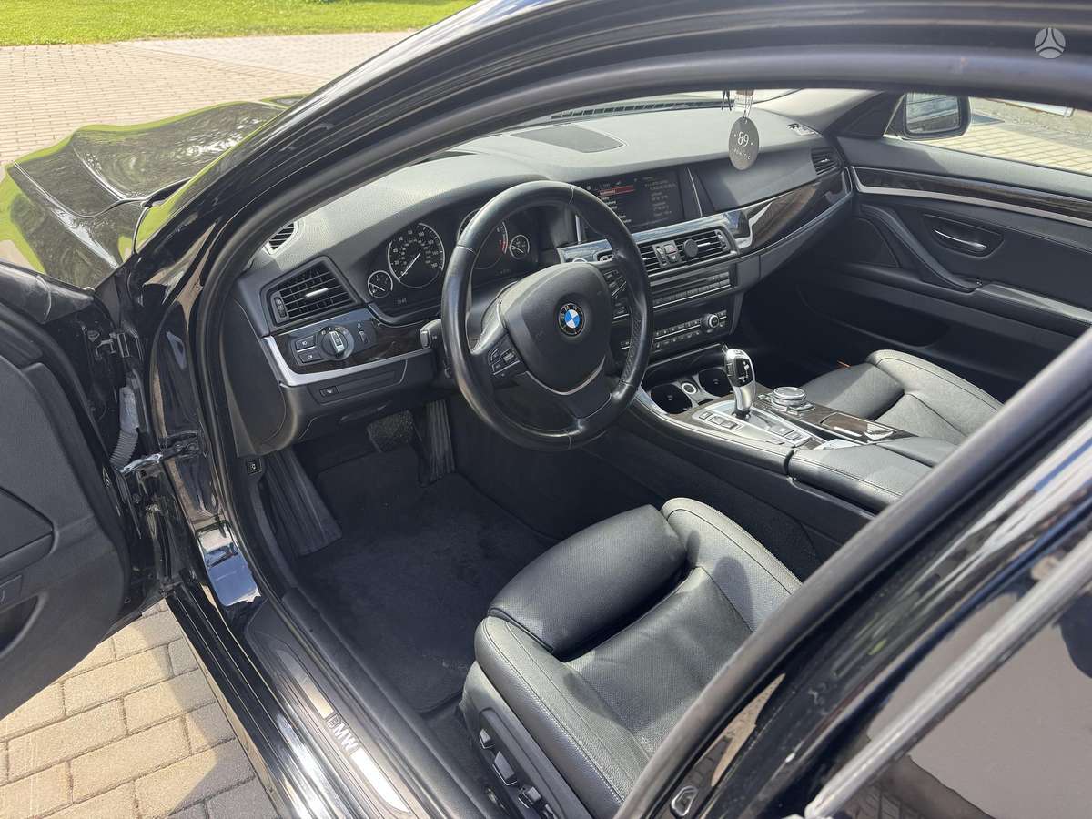 BMW 535, 3.0 l., Седан
