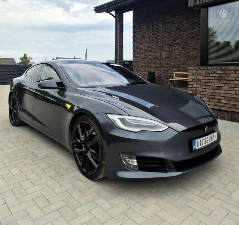 Tesla Model S, 75 кВт·ч, Седан
