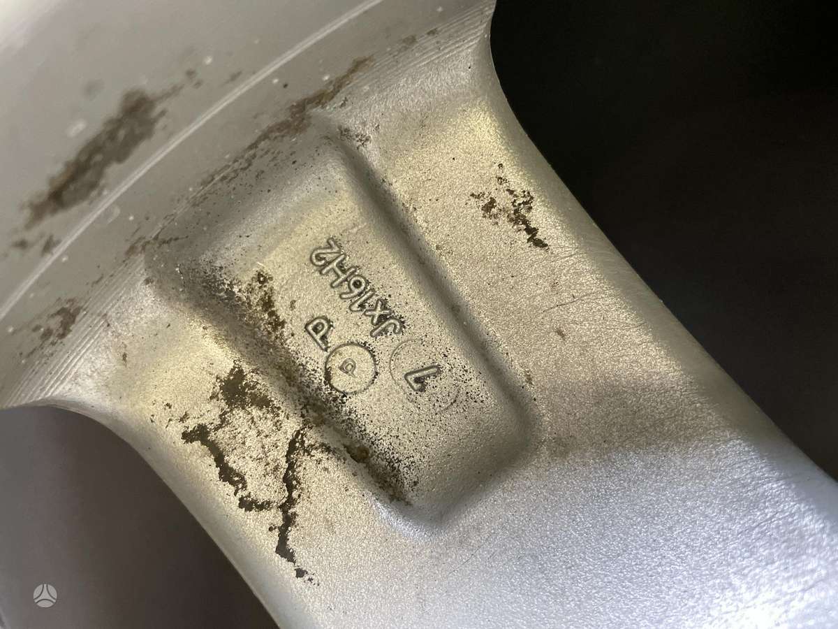 Volkswagen, light alloy, R16