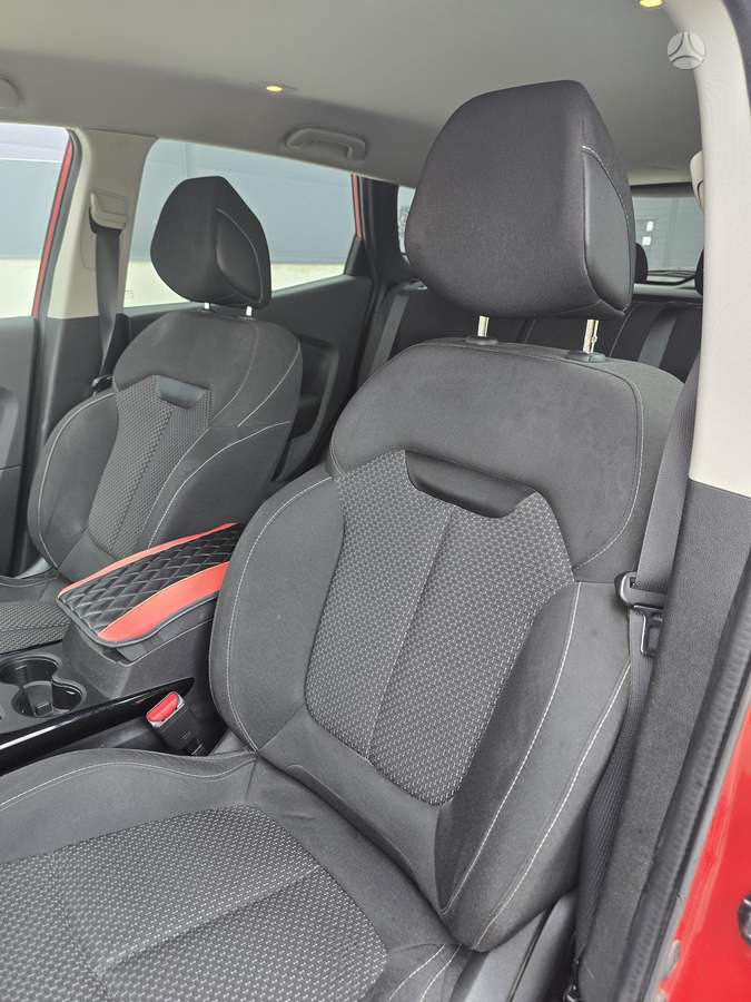 Renault Kadjar, 1.2 l., Внедорожник / Кроссовер