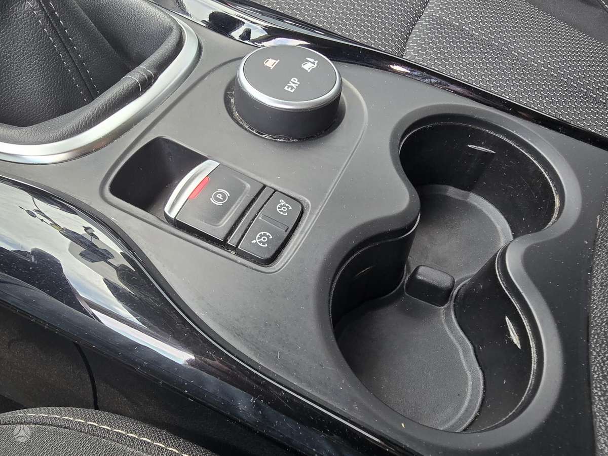 Renault Kadjar, 1.2 l., Внедорожник / Кроссовер