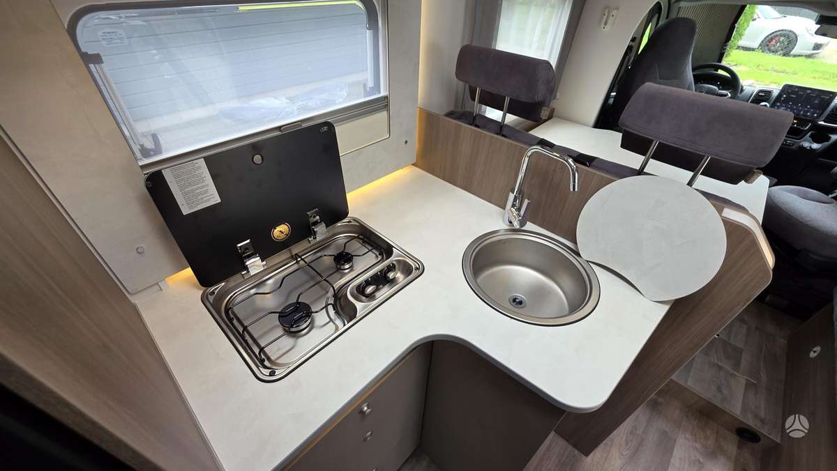 Carado T448 PRO+ Automatas, campers