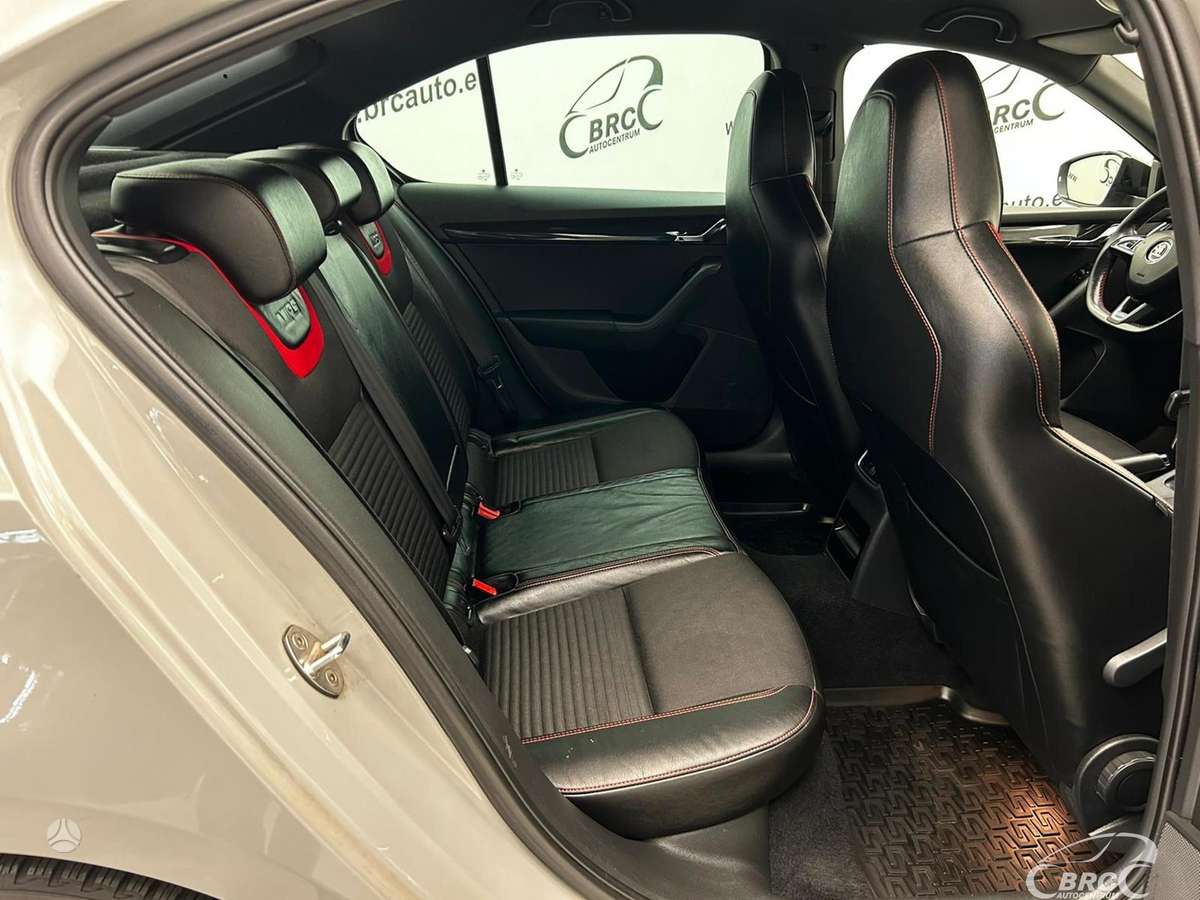 Skoda Octavia, 2.0 l., hatchback