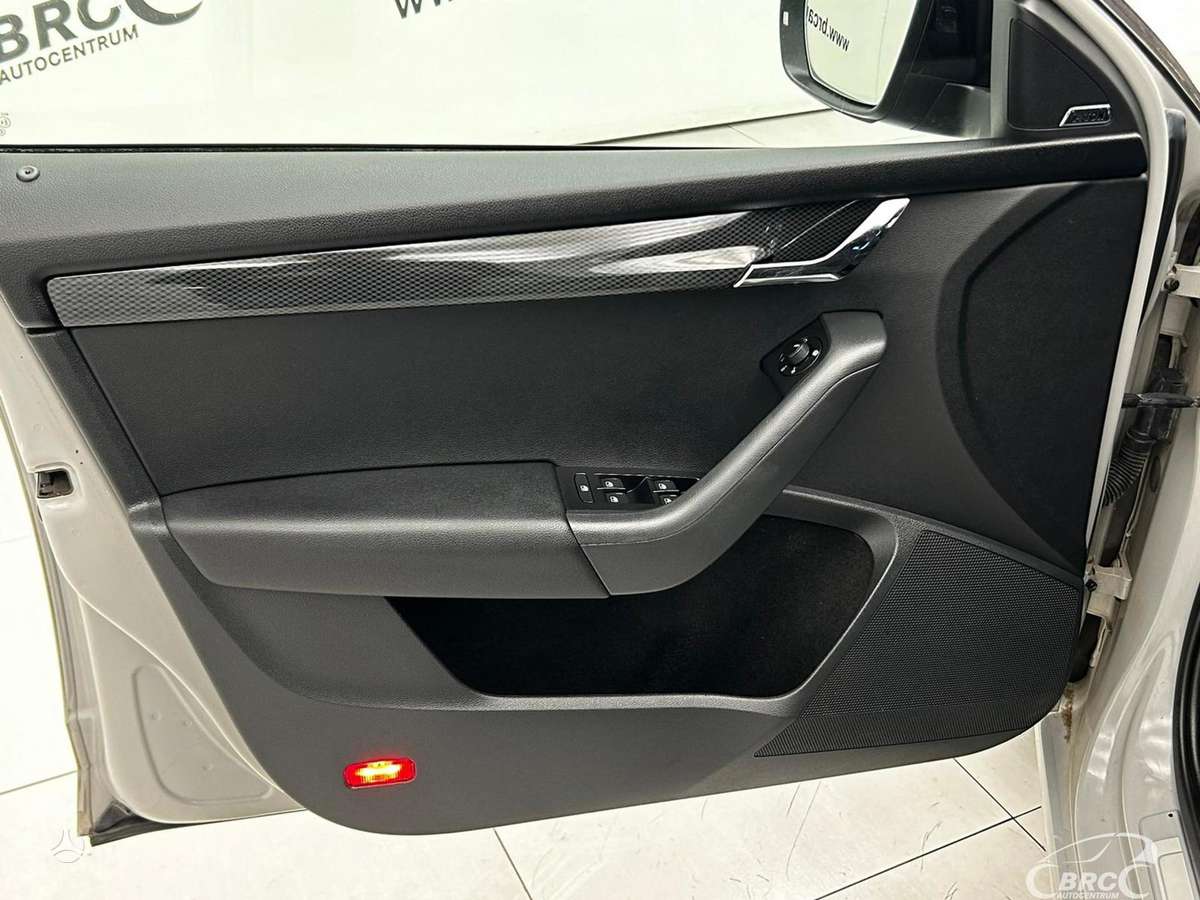 Skoda Octavia, 2.0 l., Хэтчбек