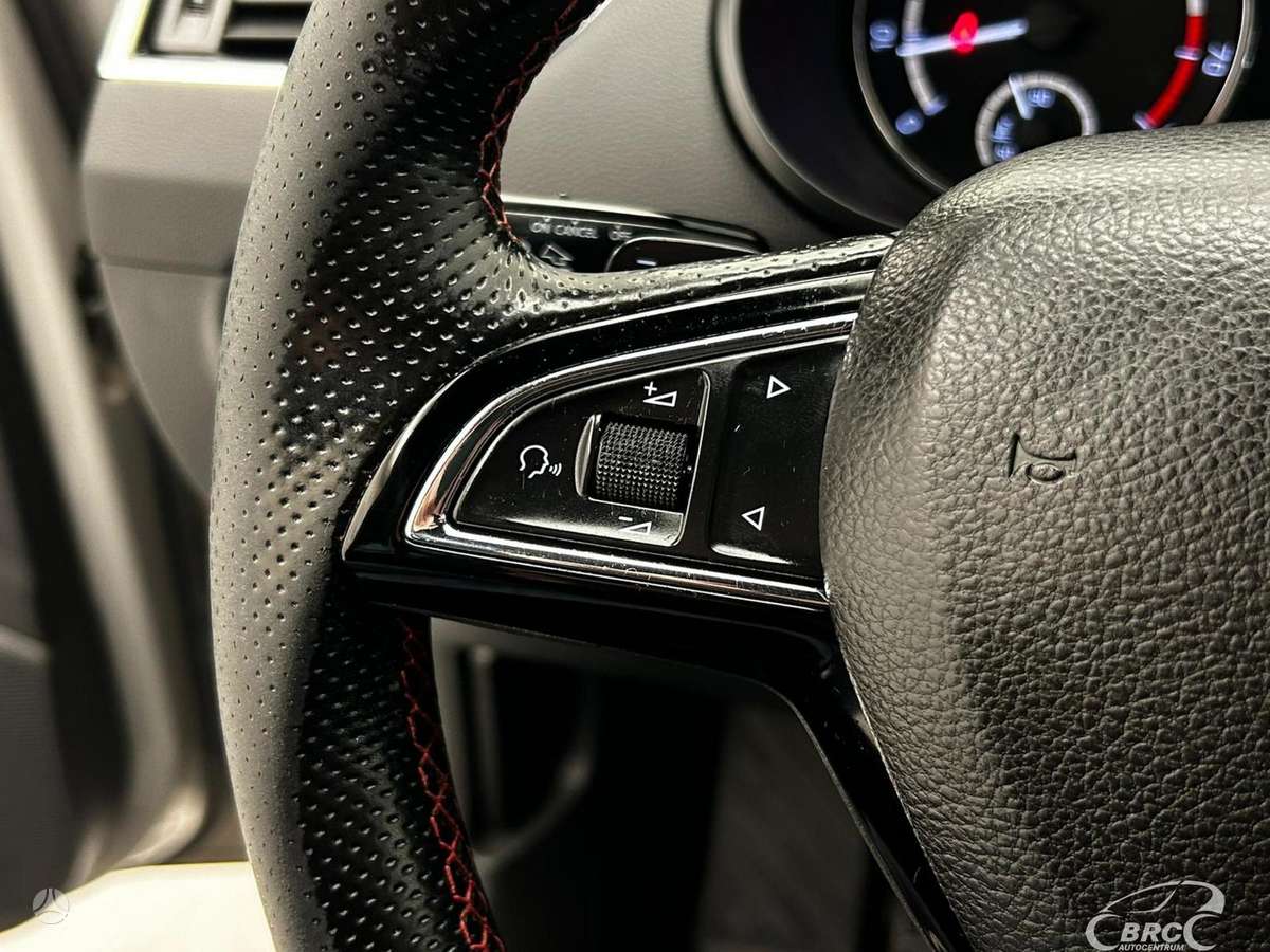 Skoda Octavia, 2.0 l., Хэтчбек