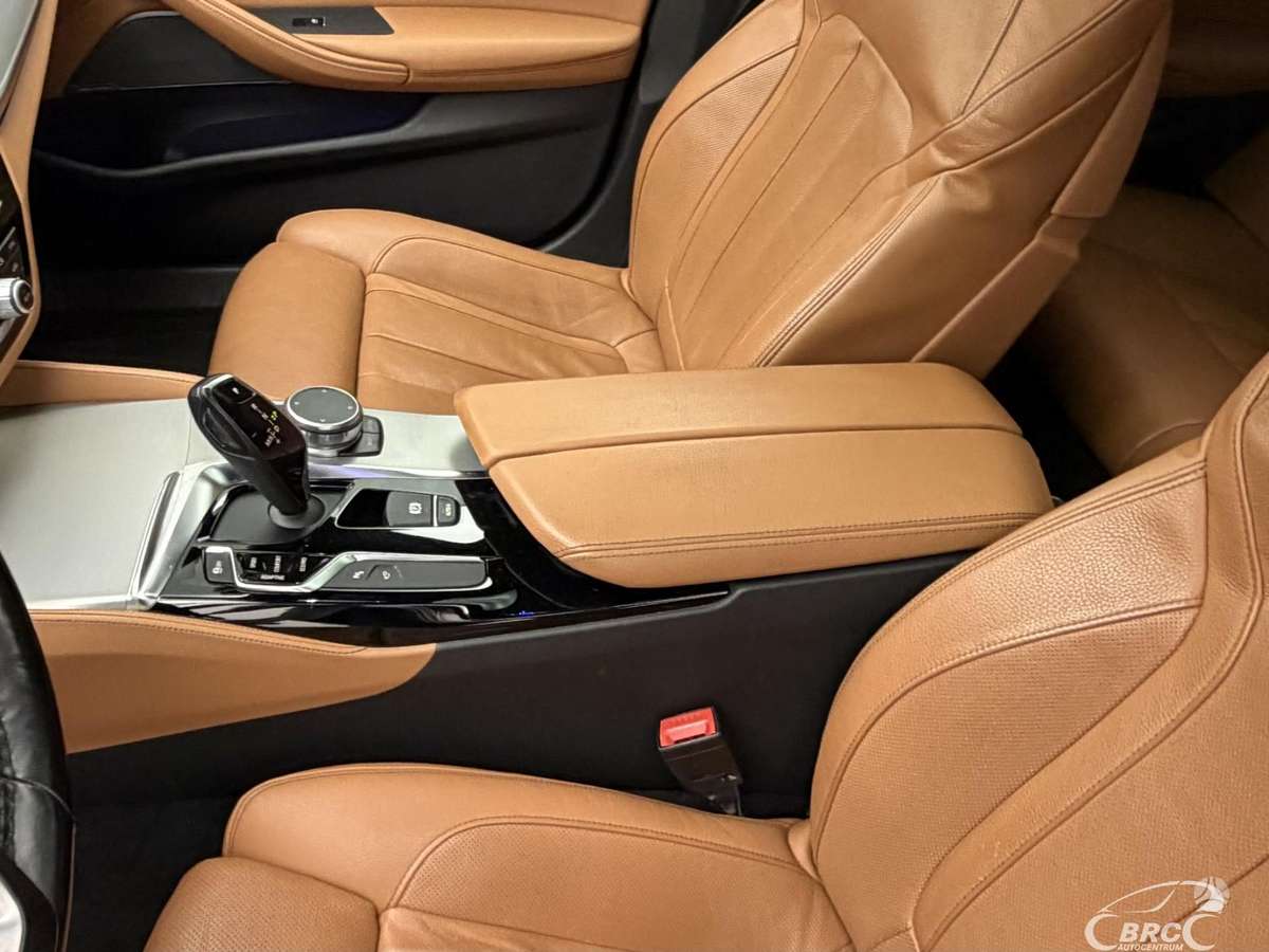 BMW 530, 3.0 l., Седан