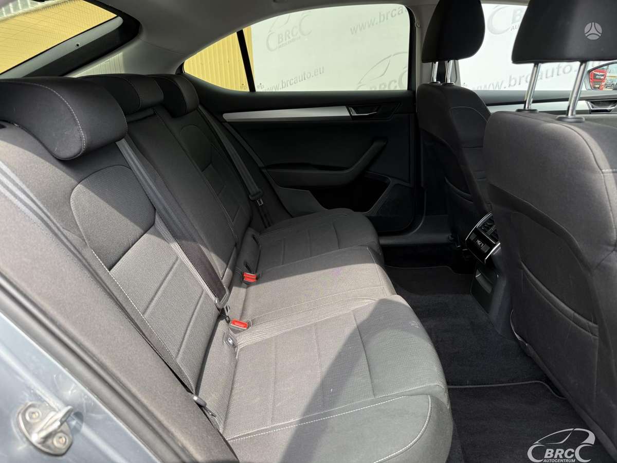Skoda Superb, 1.6 l., hatchback