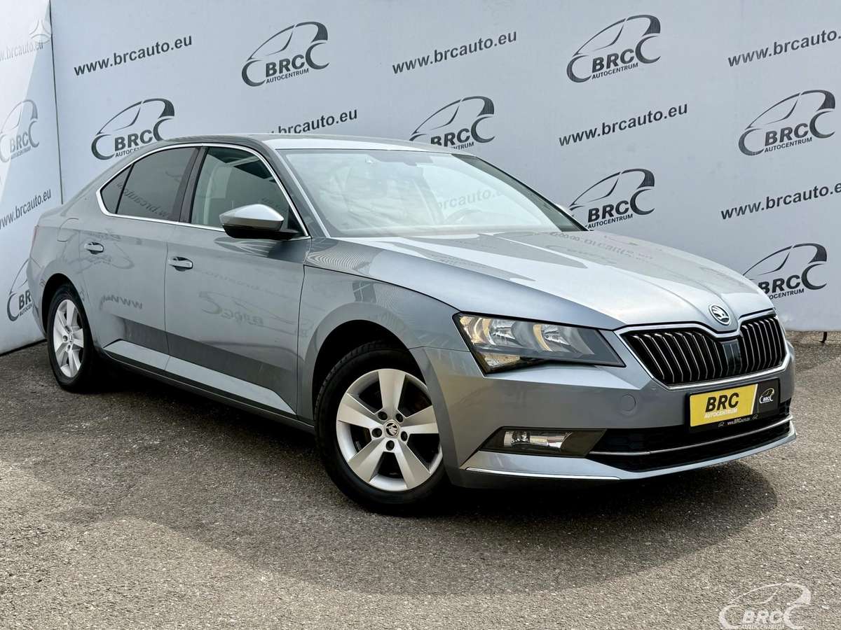 Skoda Superb, 1.6 l., Хэтчбек