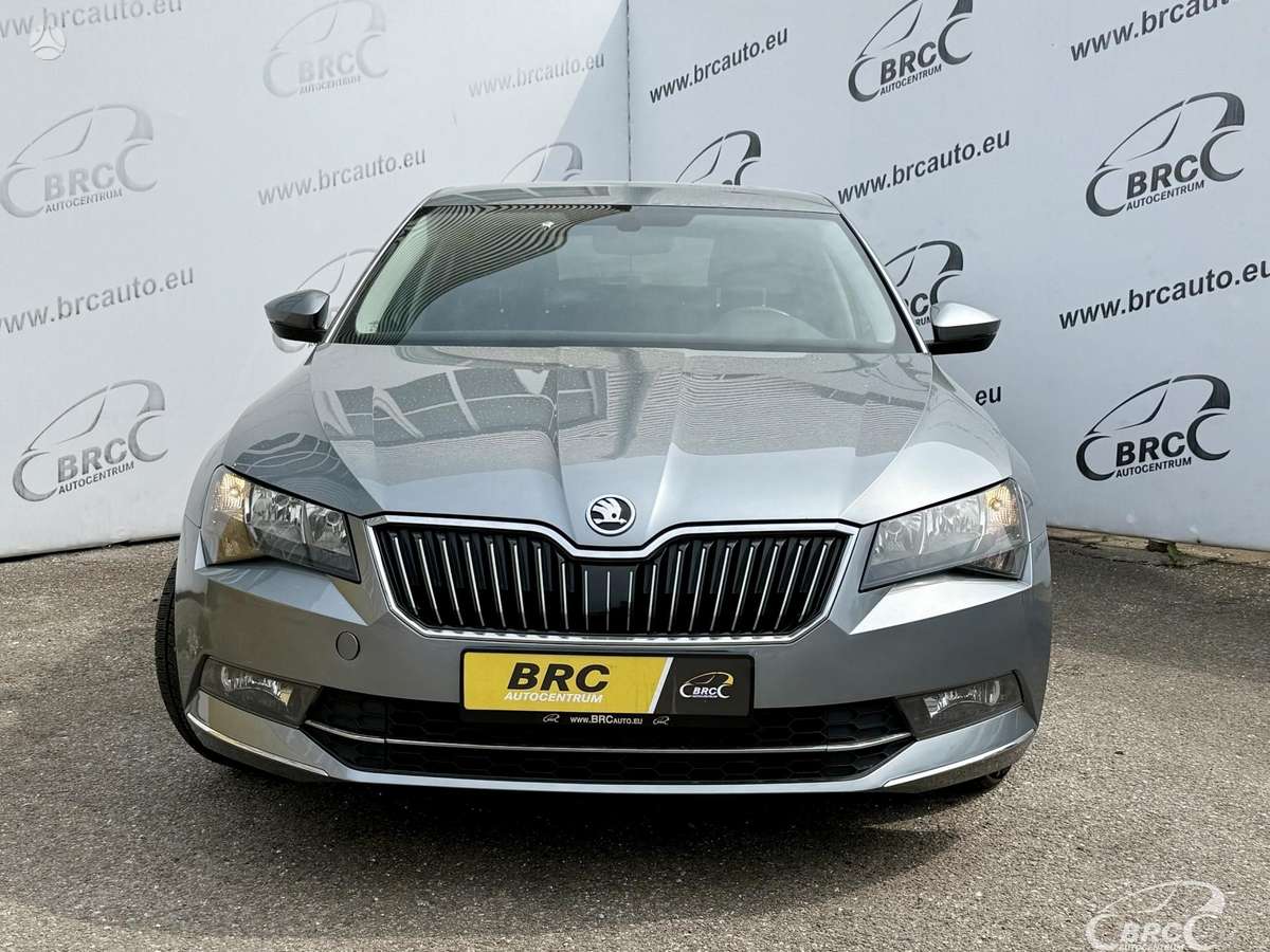 Skoda Superb, 1.6 l., hatchback
