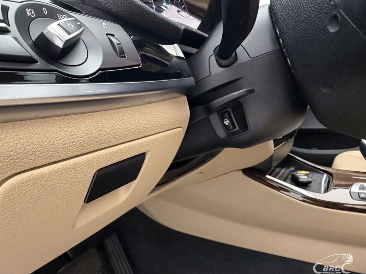 BMW X3, 2.0 l., Внедорожник / Кроссовер